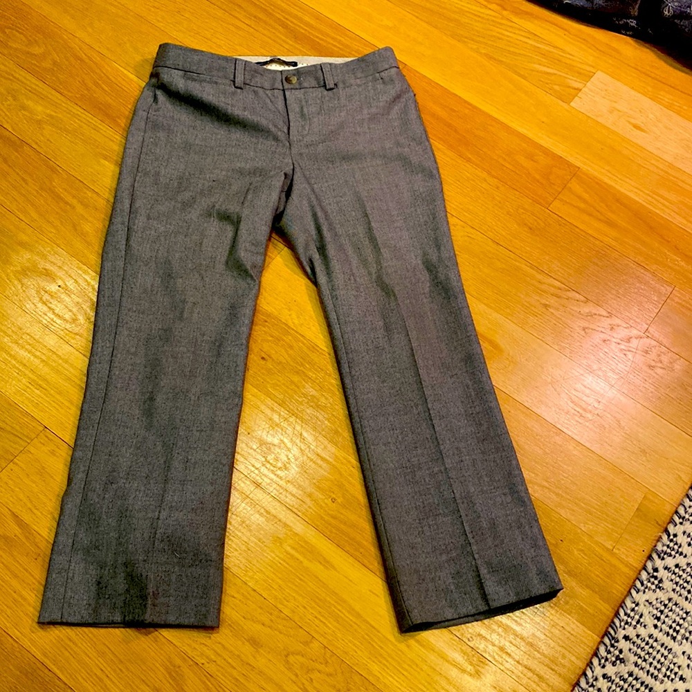 Gap Size 6, wool, fully lined pants. Great condition !
